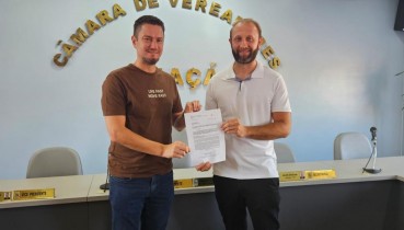 Visita institucional garante emenda de R$ 100 mil para Ibia��